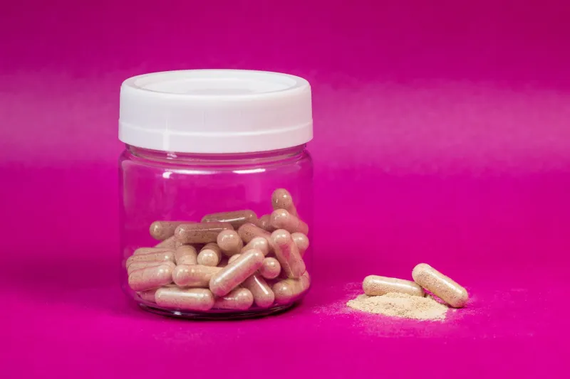 Ciclo menstrual y bienestar: guía de suplementos naturales para cada fase del mes